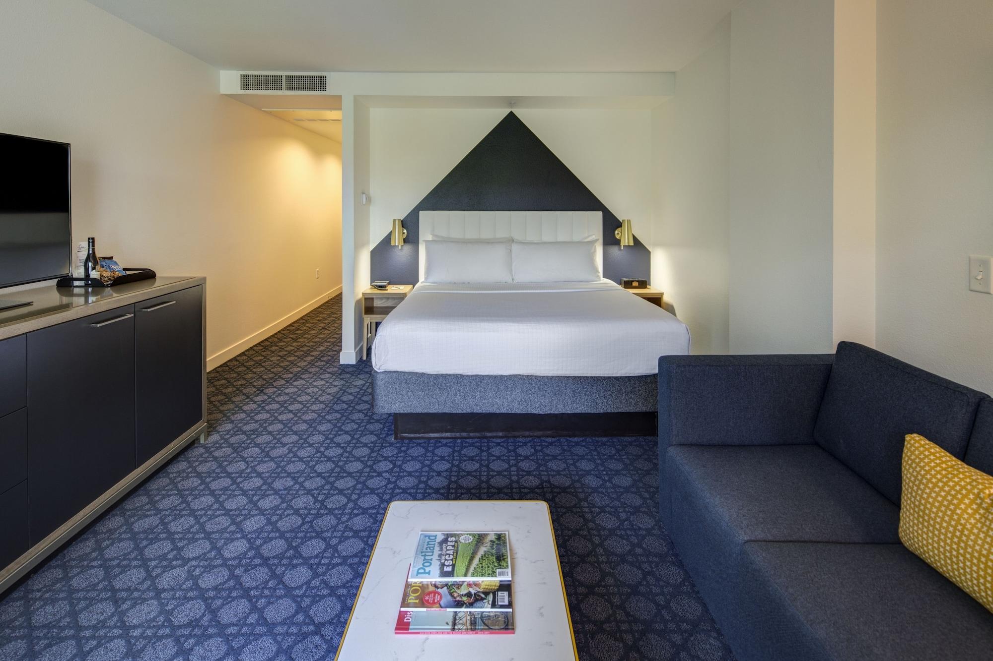 River's Edge Portland, Tapestry Collection By Hilton Portland