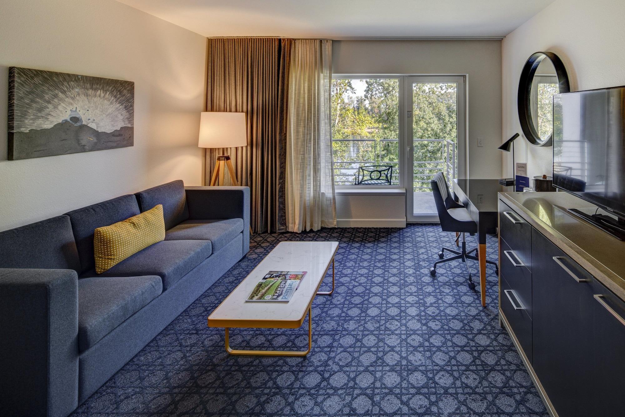 River's Edge Portland, Tapestry Collection By Hilton