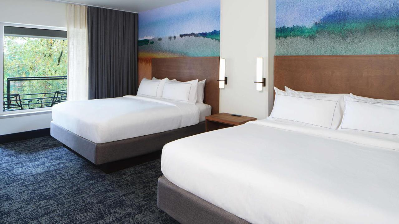 River's Edge Portland, Tapestry Collection By Hilton 4* Portland